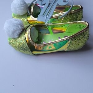 Disney Tinker Bell Glittery Green Girl's with White Pom Poms (Bells In Pompoms)